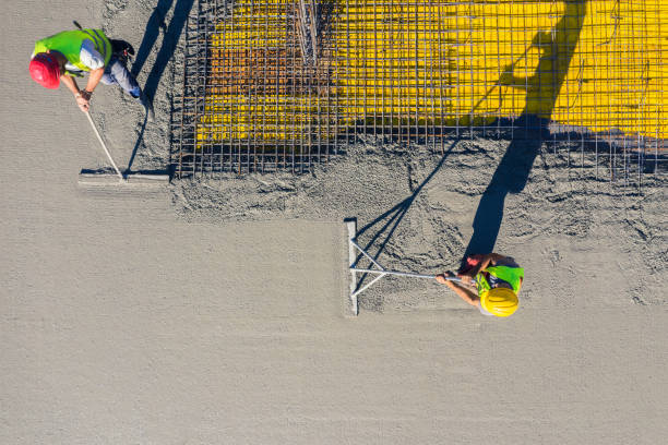 Best Commercial Concrete Contractor  in Keego Harbor, MI